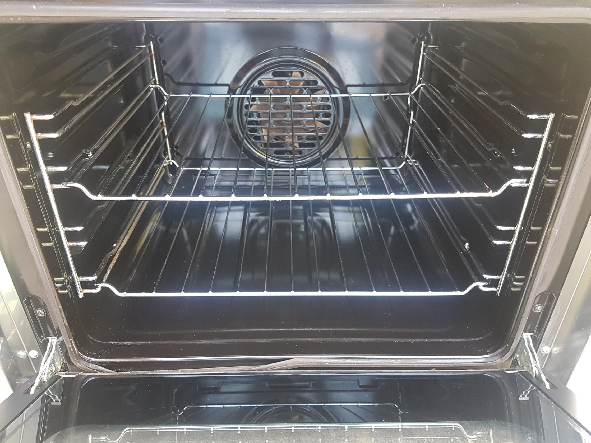 SMEG SPA 42016 60cm CERAMIC ELECTRIC COOKER ( in B27 Birmingham für £