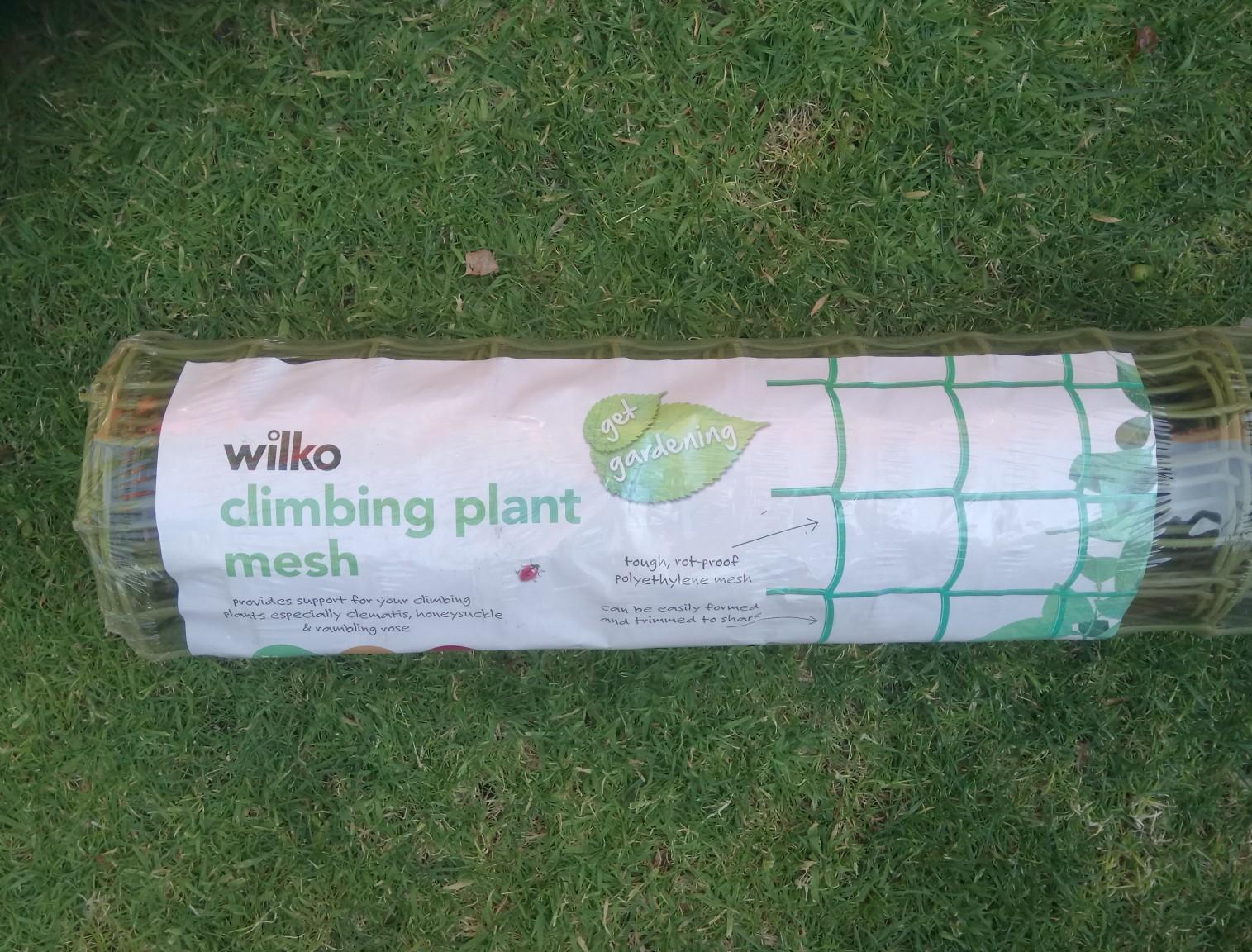 Wilko gardening climbing plant mesh in B24 Birmingham für 5,00 £ zum