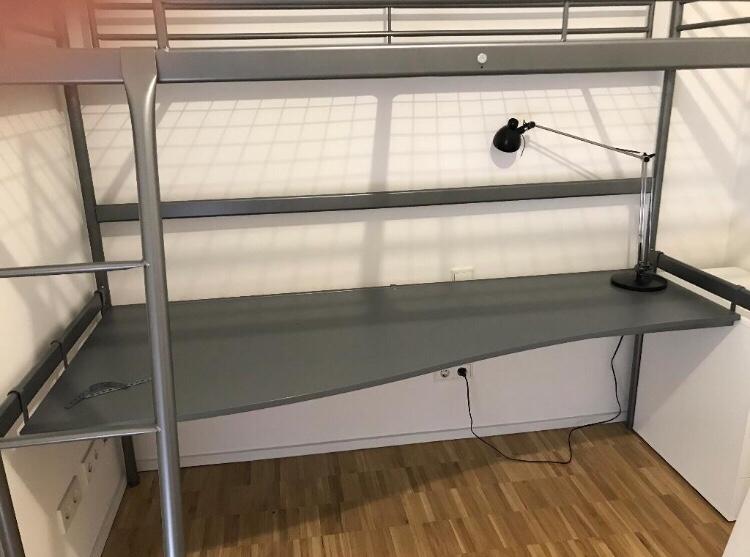 Ikea Svärta Skrivbord Ikea Svärta Hochbett 90x200 mit Arbeitsplatte in 68159 Mannheim für 80