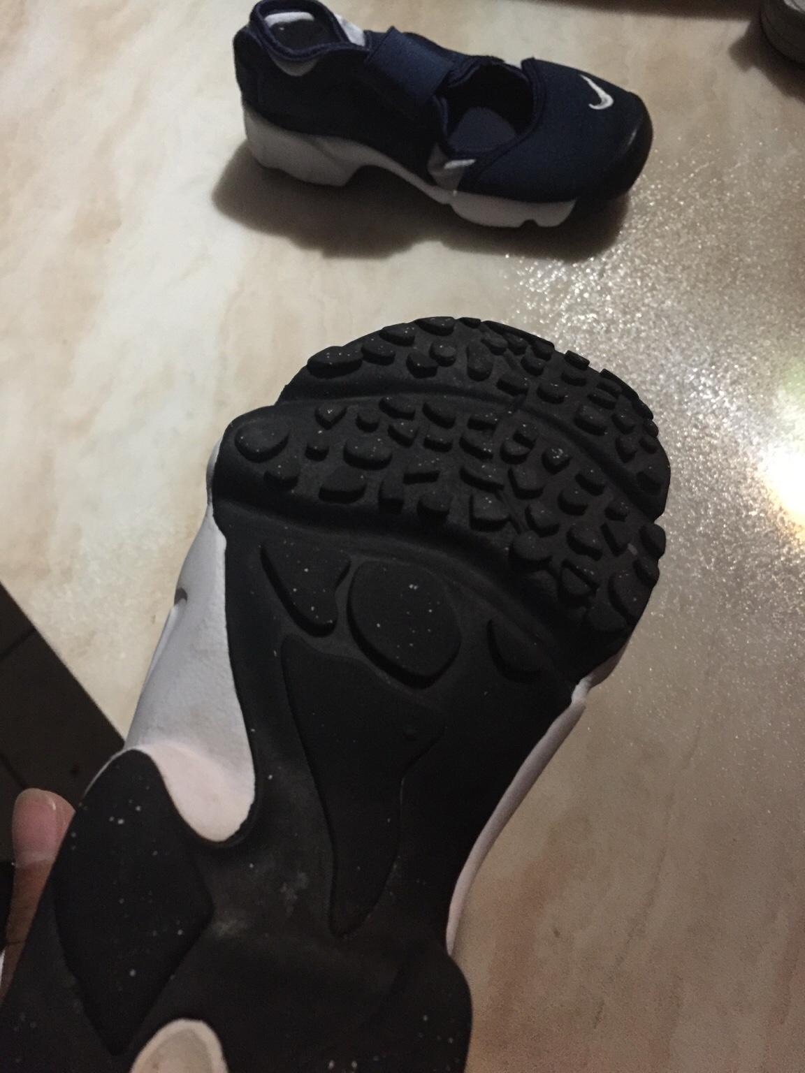 Nike air rifts kids in B33 Birmingham für 20,00 £ zum Verkauf Shpock DE