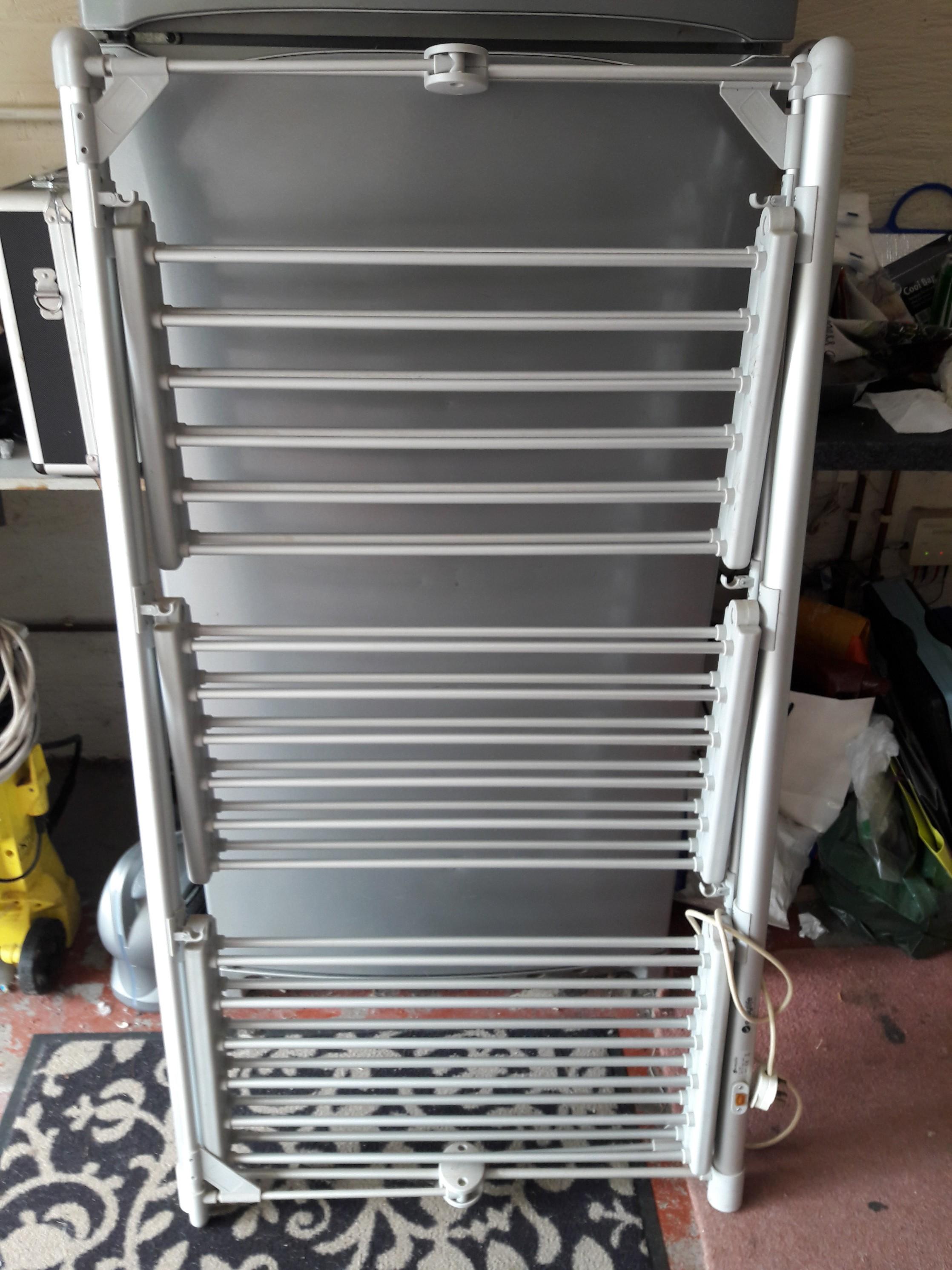 Easylife Heated Clothes Airer Fold Up in Selby for £10.00 for sale Shpock