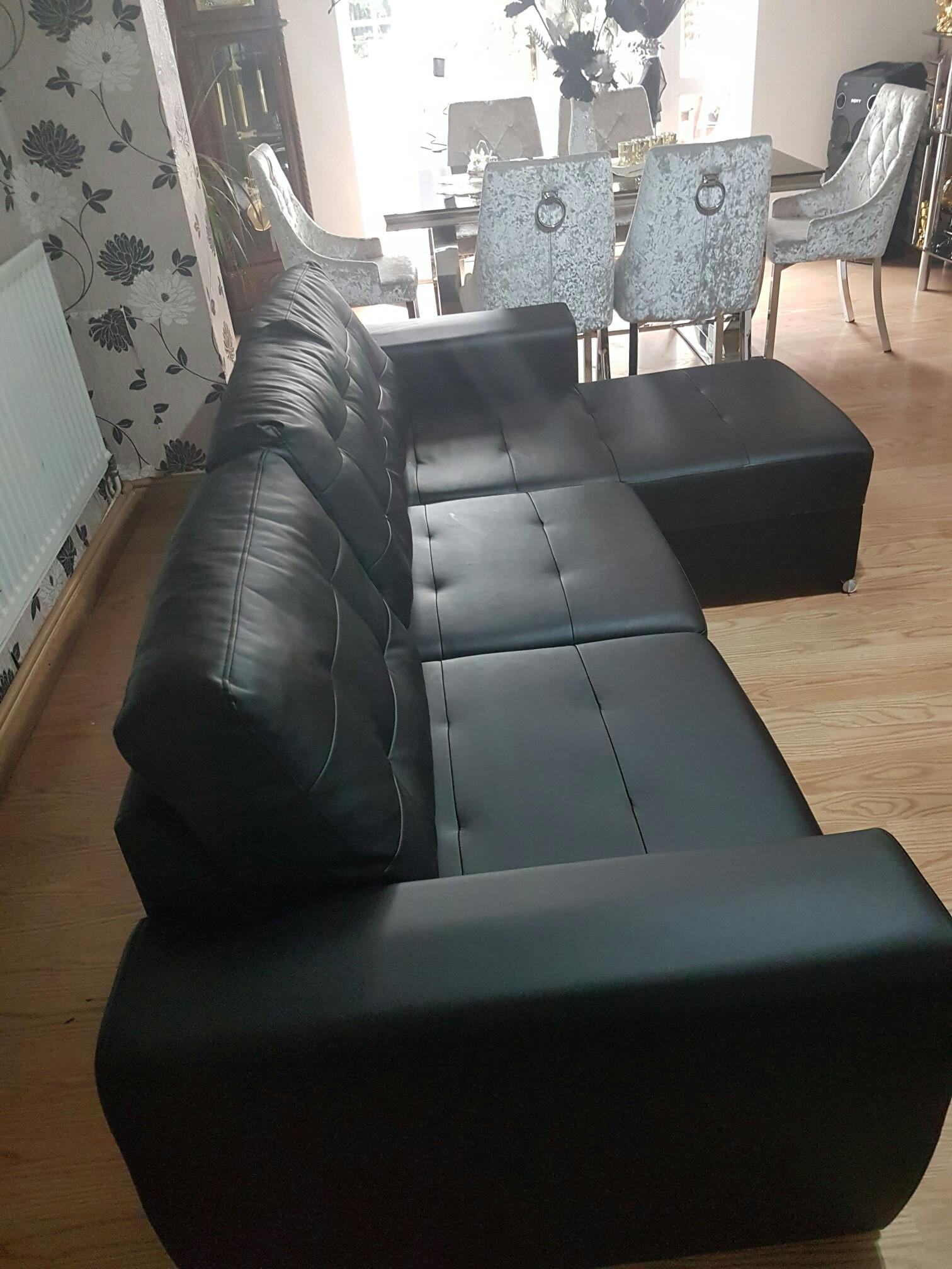 Leather corner sofa bed brand new in Wolverhampton für 350,00 £ zum