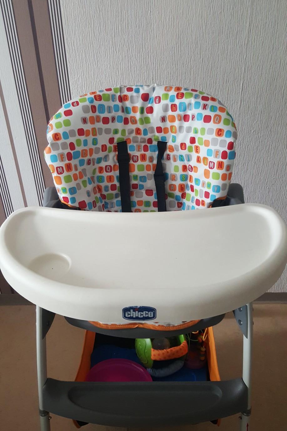 Chicco hochstuhl in 67065 Ludwigshafen am Rhein für 20,00 € zum Verkauf