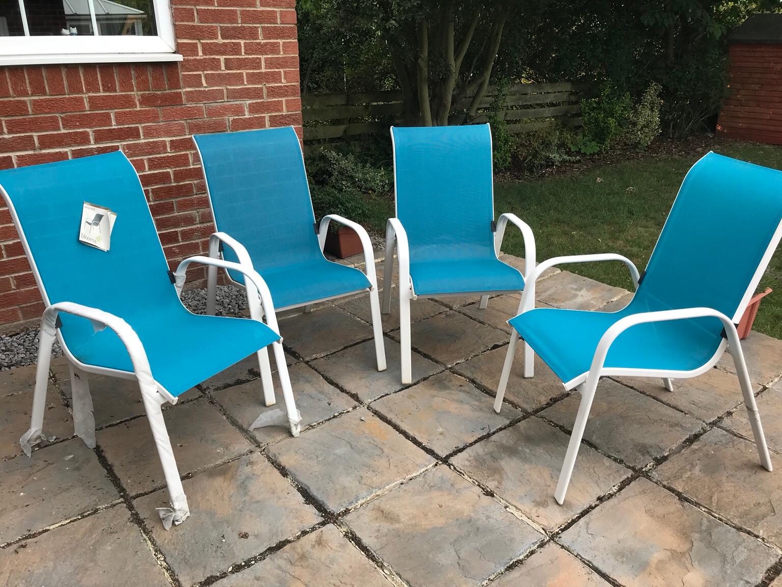 Blue Blooma Janeiro Waterproof Garden Chairs in LS28 Leeds für 40,00