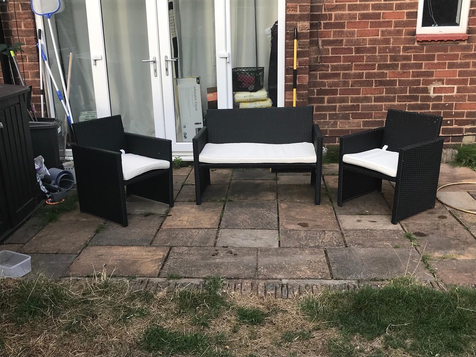 3 piece rattan effect garden furniture set in YO8 Selby für £ 80,00 zum