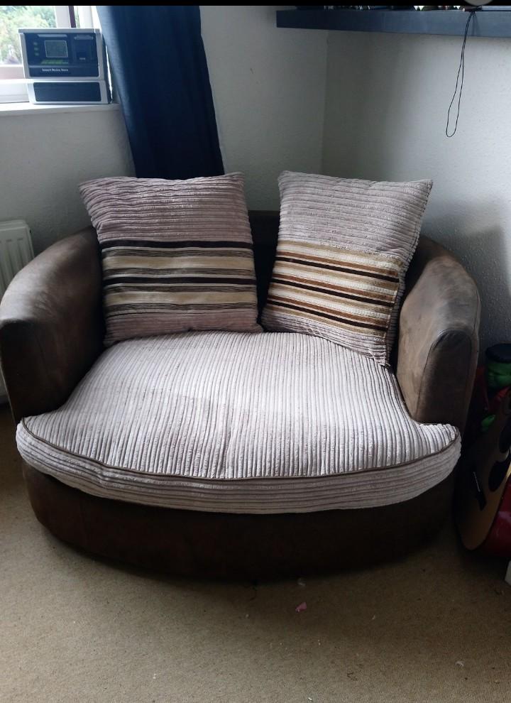 Sofa chair in SY2 Shrewsbury für £ 55,00 zum Verkauf Shpock AT