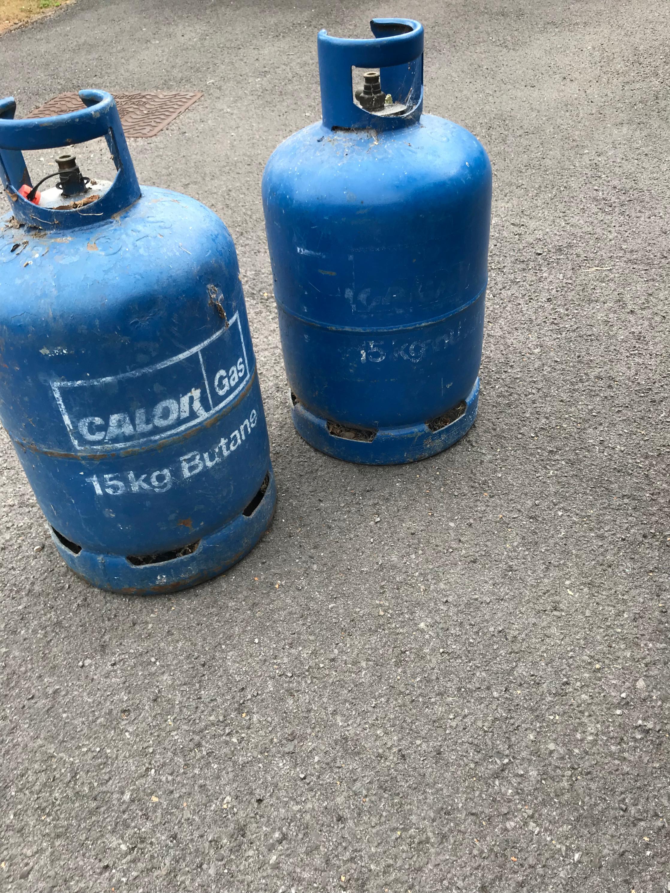 Empty Calor Gas Butane gas bottles in BA13 Westbury for £5.00 for sale