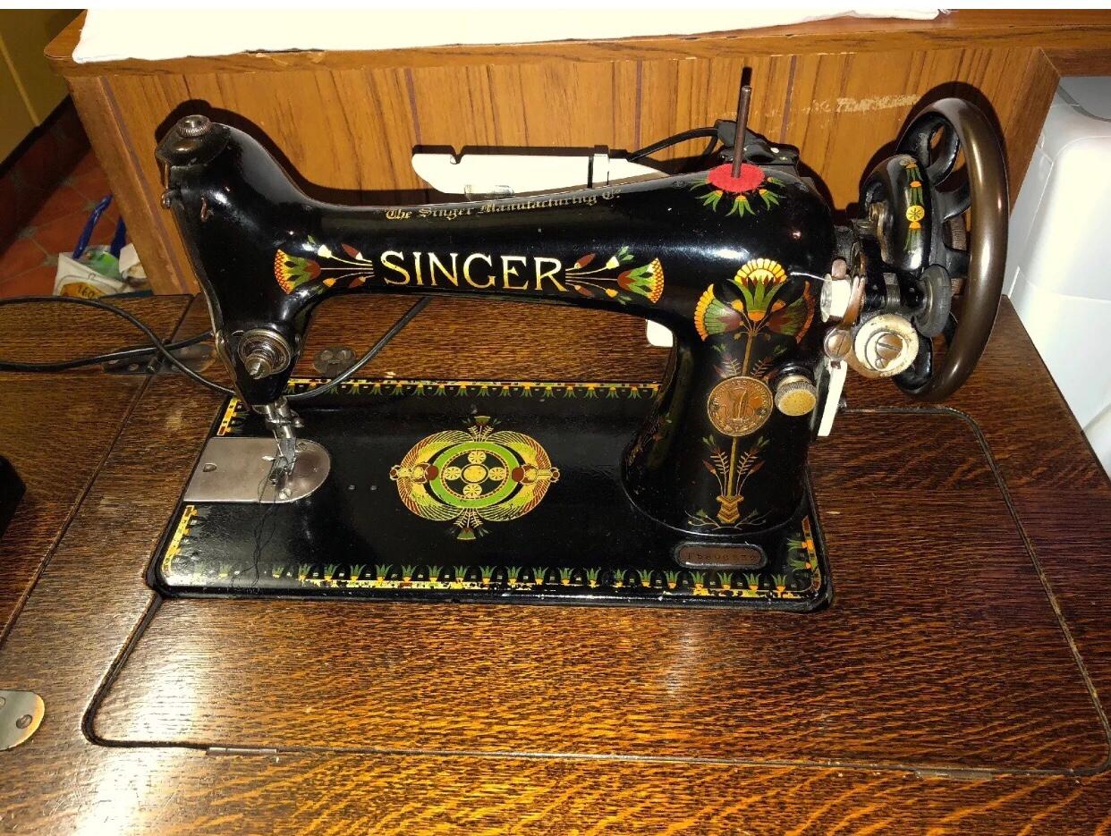 Vintage Singer sewing machine in E6 Newham für 50,00 £ zum Verkauf