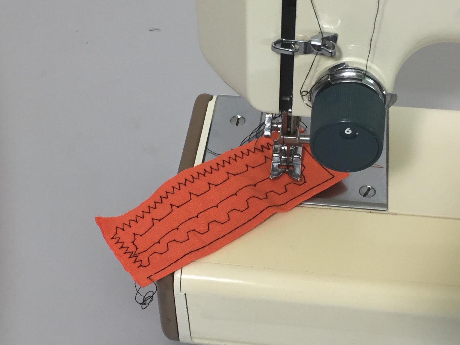 Frister+Rossmann cub3 sewing machine in RH10 Crawley for £40.00 for