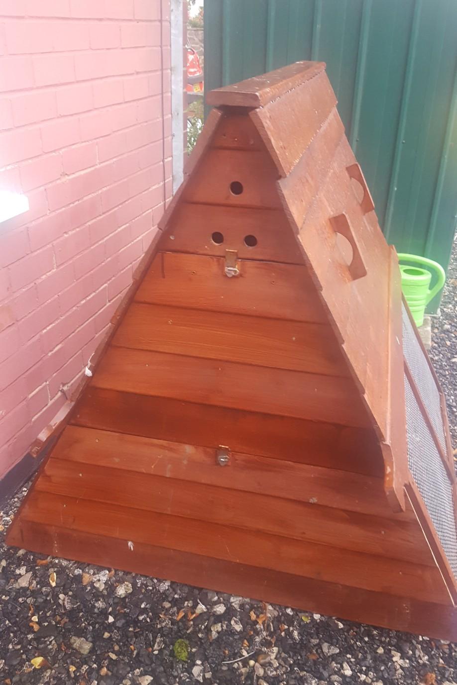 Chicken/chick coop/ rabbit hutch in WN2 Wigan for £40.00 for sale Shpock
