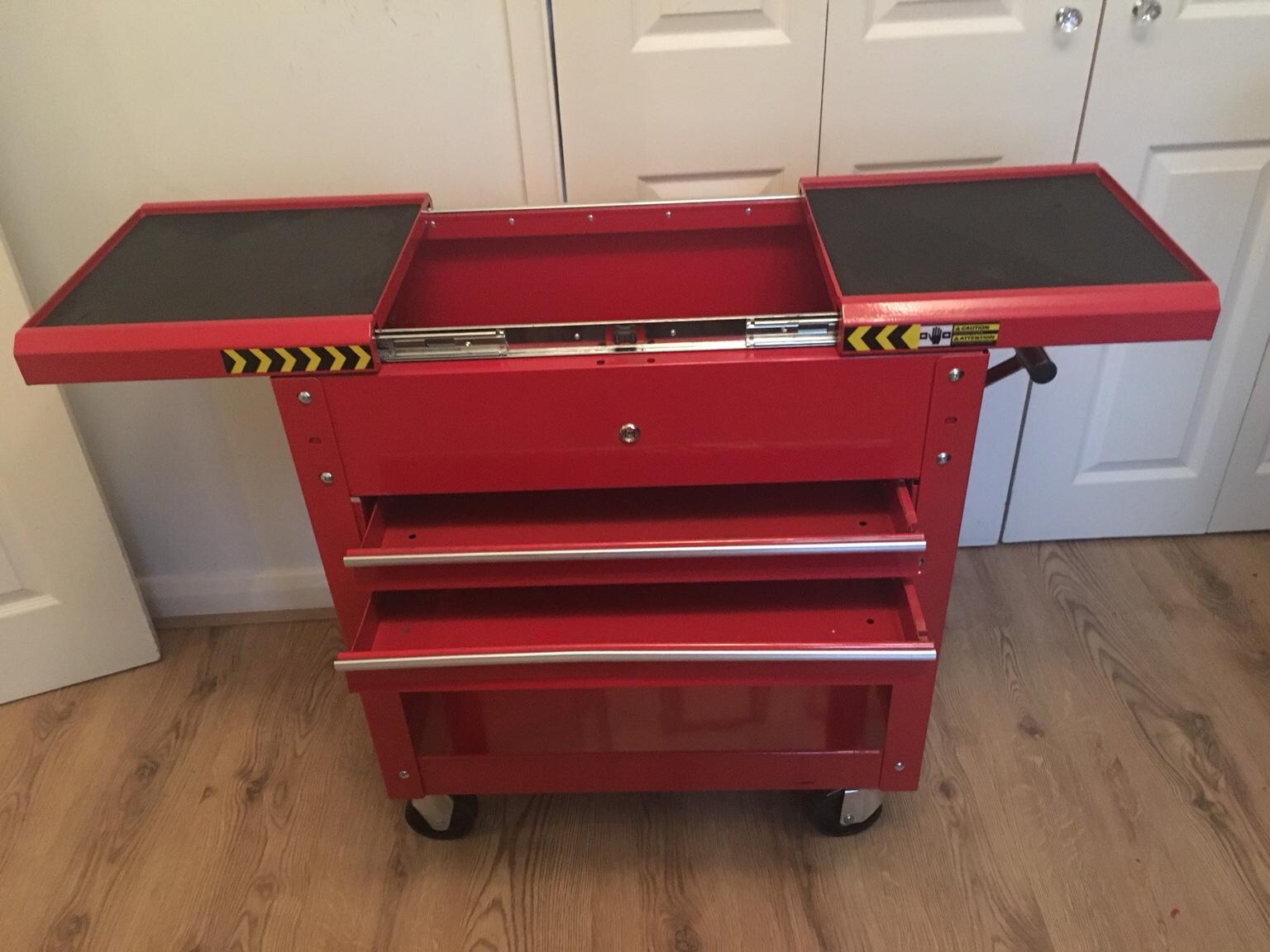 Clarke CTT130 tool chest on wheels in DE22 Derby for £50.00 for sale Shpock