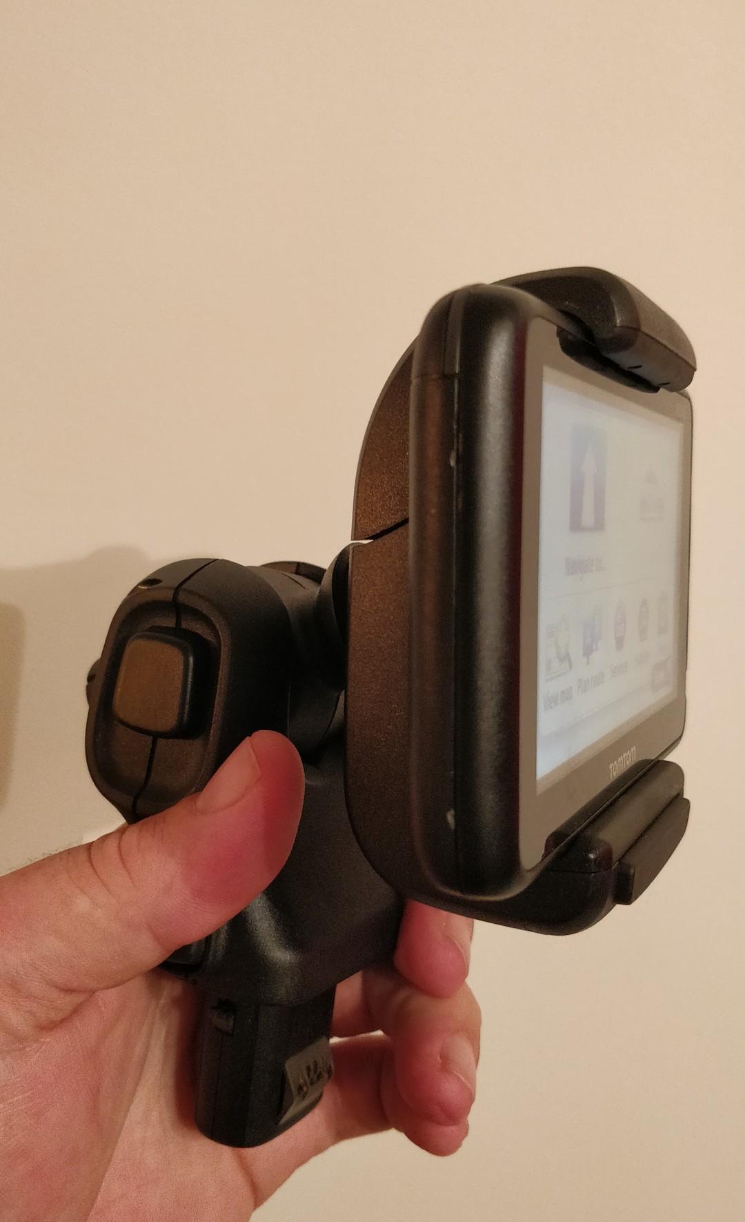 Blue&me TomTom 2 Live sat nav fiat 500 in West Felton for £110.00 for