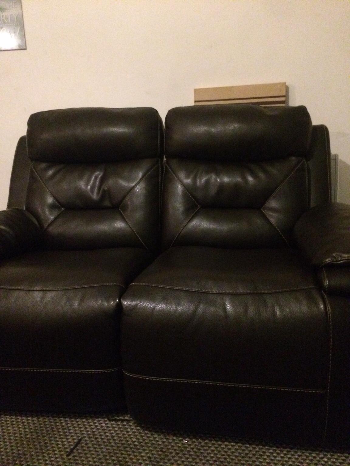 Electric recliner sofa in NG7 Nottingham für 150,00 £ zum Verkauf