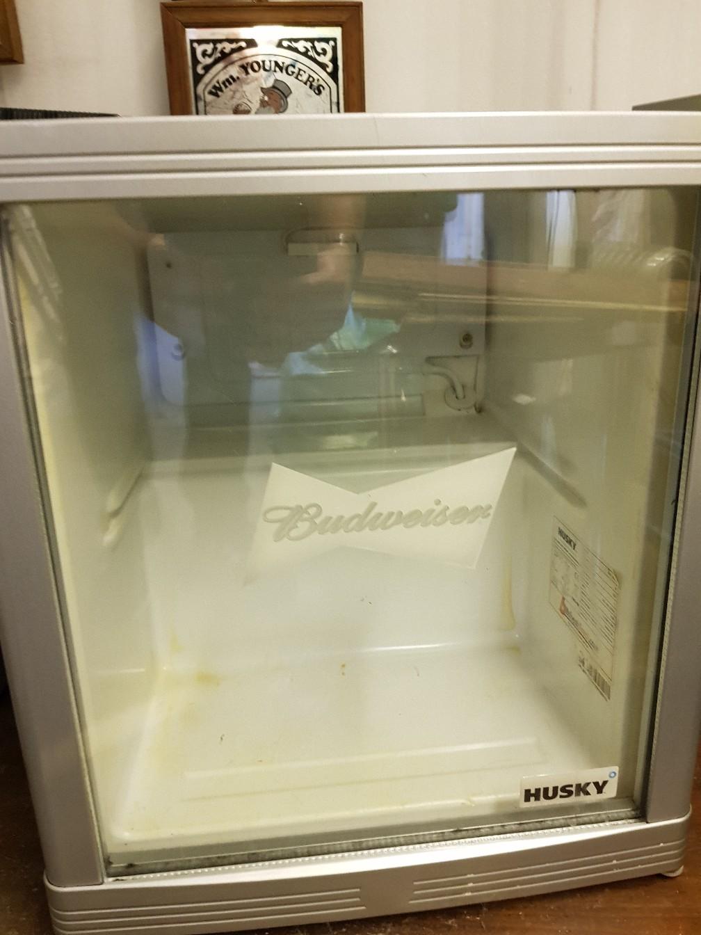 Budweiser husky fridge in PR7 Chorley für 40,00 £ zum Verkauf Shpock DE