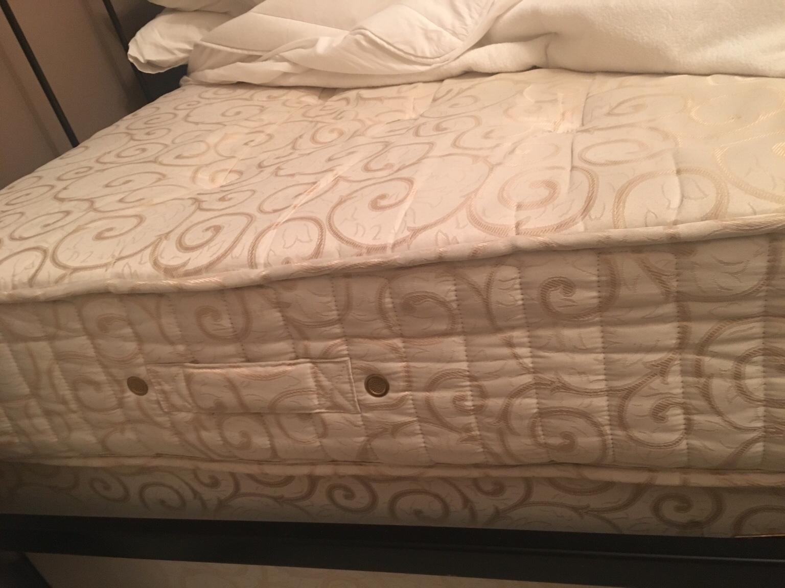 King size Bed frame and divan base in Stockport for £35.00 for sale