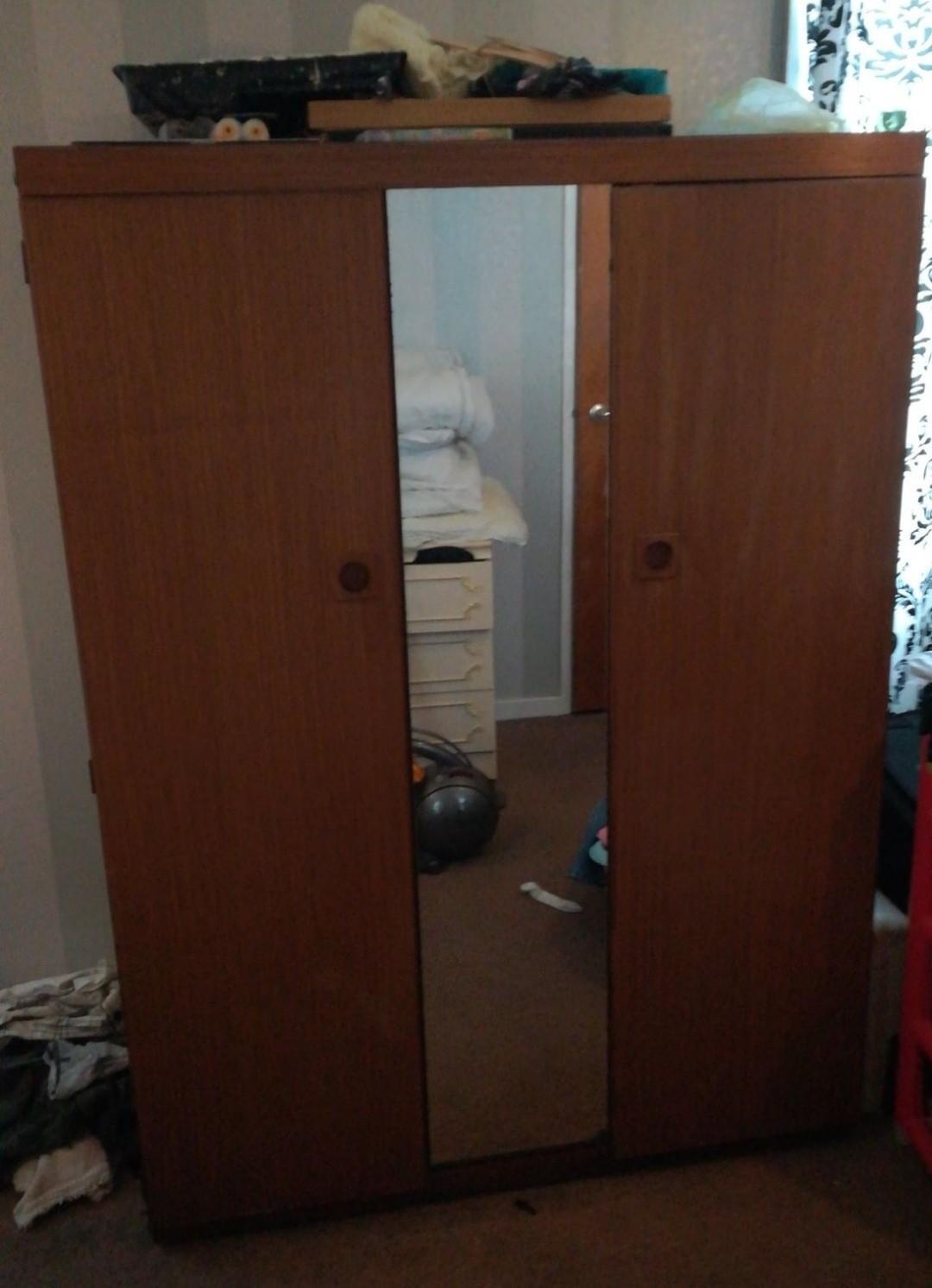 Wardrobe in WV4 Wolverhampton für £ 20,00 zum Verkauf Shpock AT