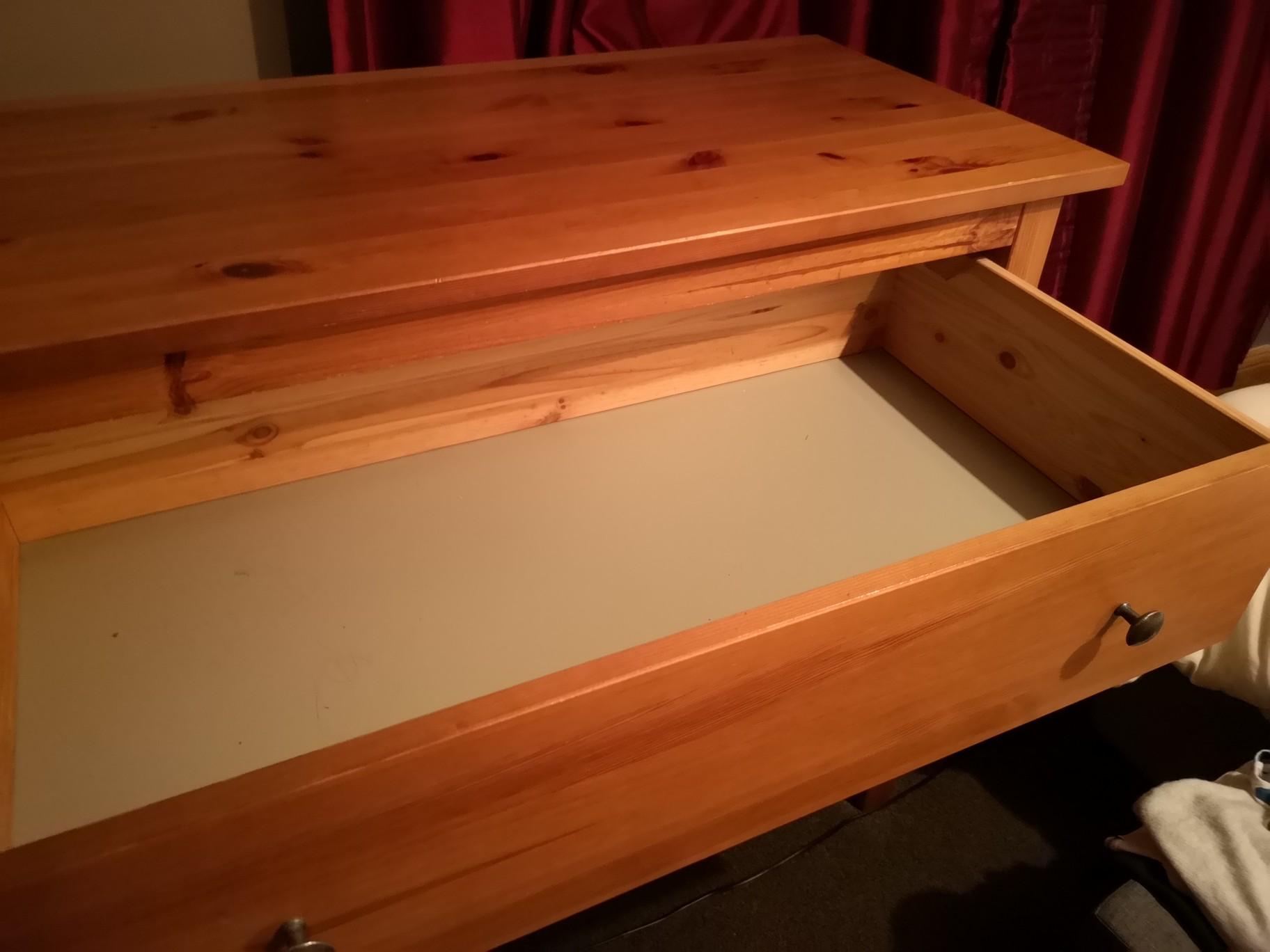 Large wooden chest of drawers in BS4 Bristol für £ 25,00 zum Verkauf