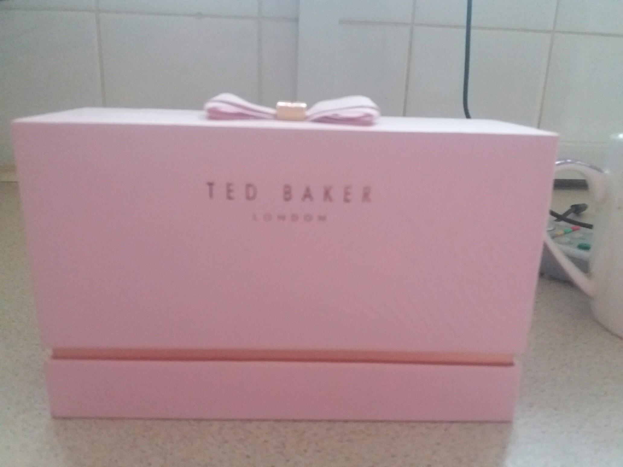 Ted baker in SE9 Greenwich für 15,00 £ zum Verkauf Shpock DE