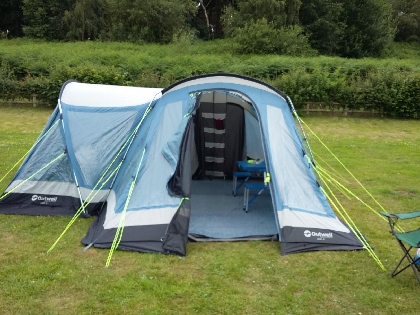 Outwell Utah 4 mam tent with Carpet in L11 Liverpool for £90.00 for