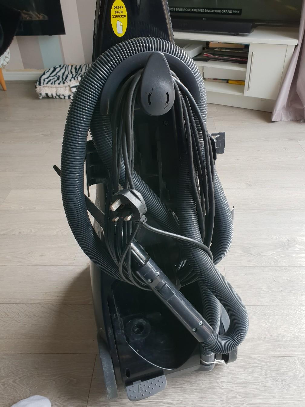 Bissell powerwash pro carpet cleaner in WS8 Walsall for £25.00 for sale