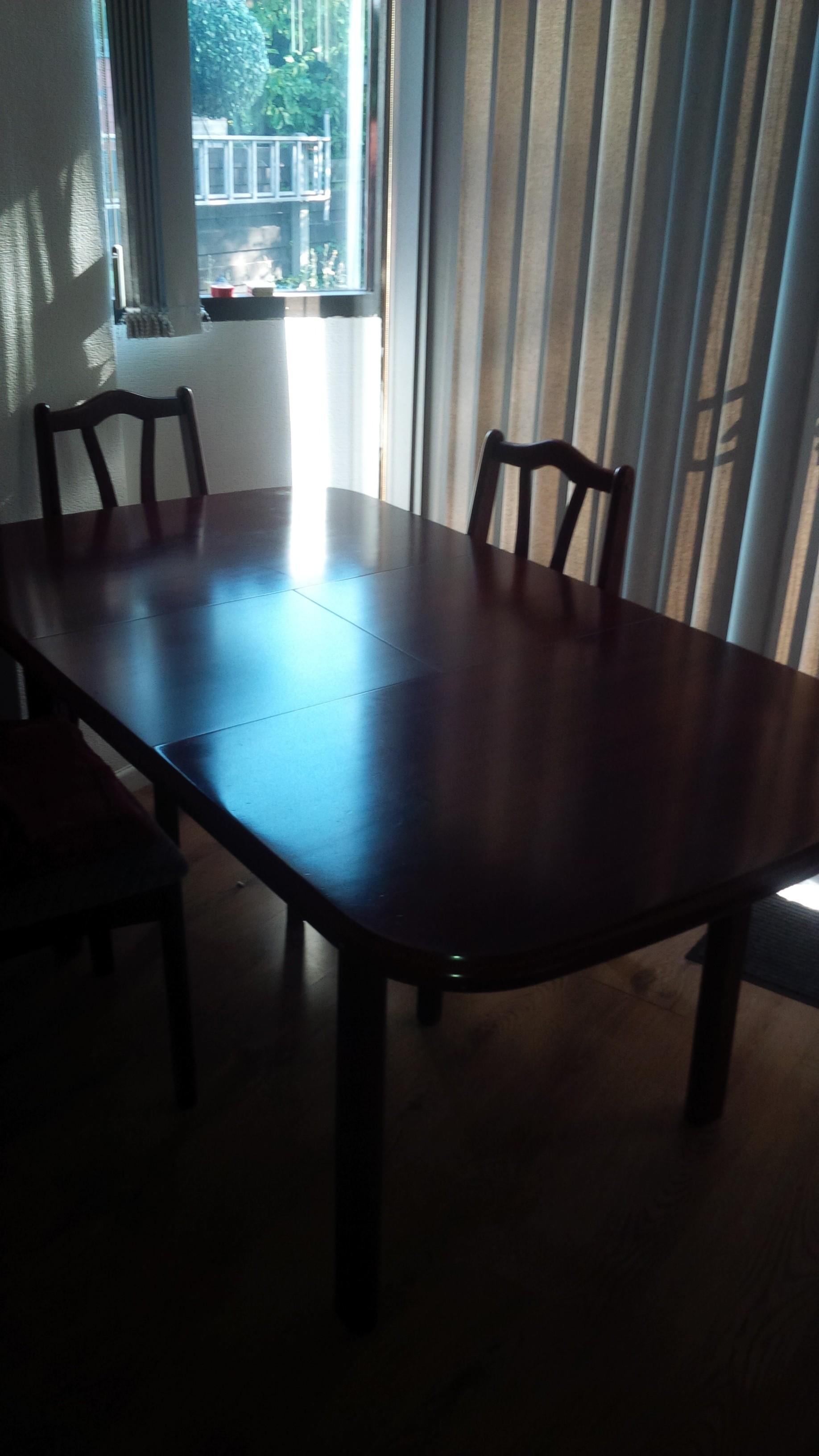 Dining table and chairs in CH41 Wirral für 45,00 £ zum Verkauf Shpock DE