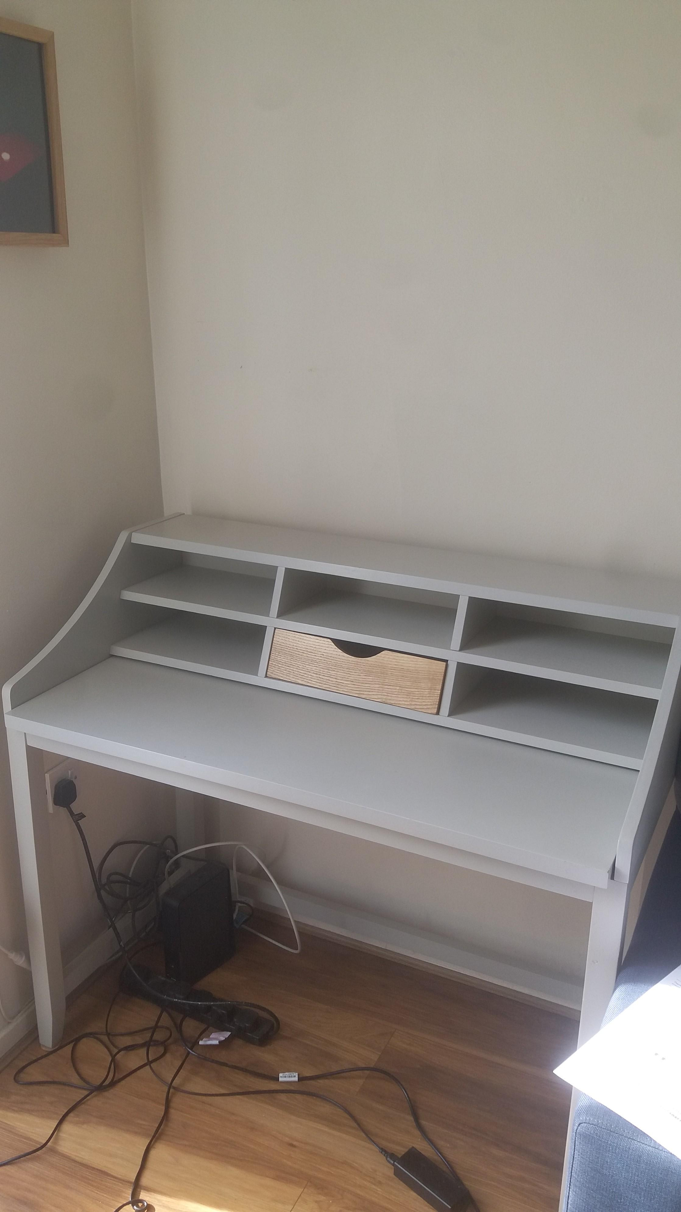 John Lewis Loft Desk, Grey. Extendable in N5 Islington for £60.00 for