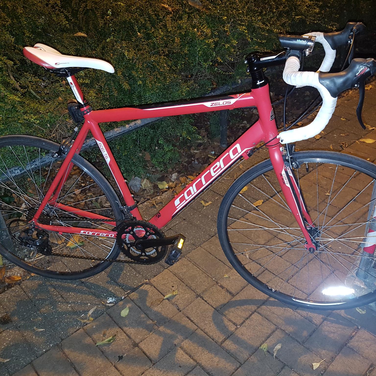 Carrera ZELOS road bike in SW8 London for €170.00 for sale Shpock