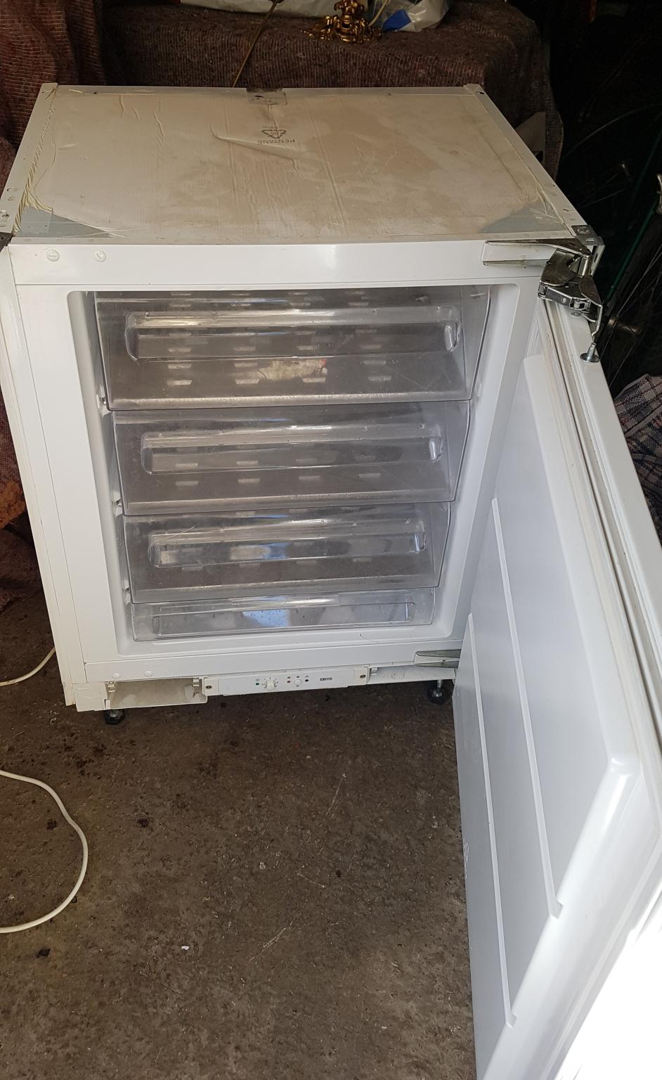 Built in Under Counter Freezer in TW8 Hounslow for £47.00 for sale Shpock