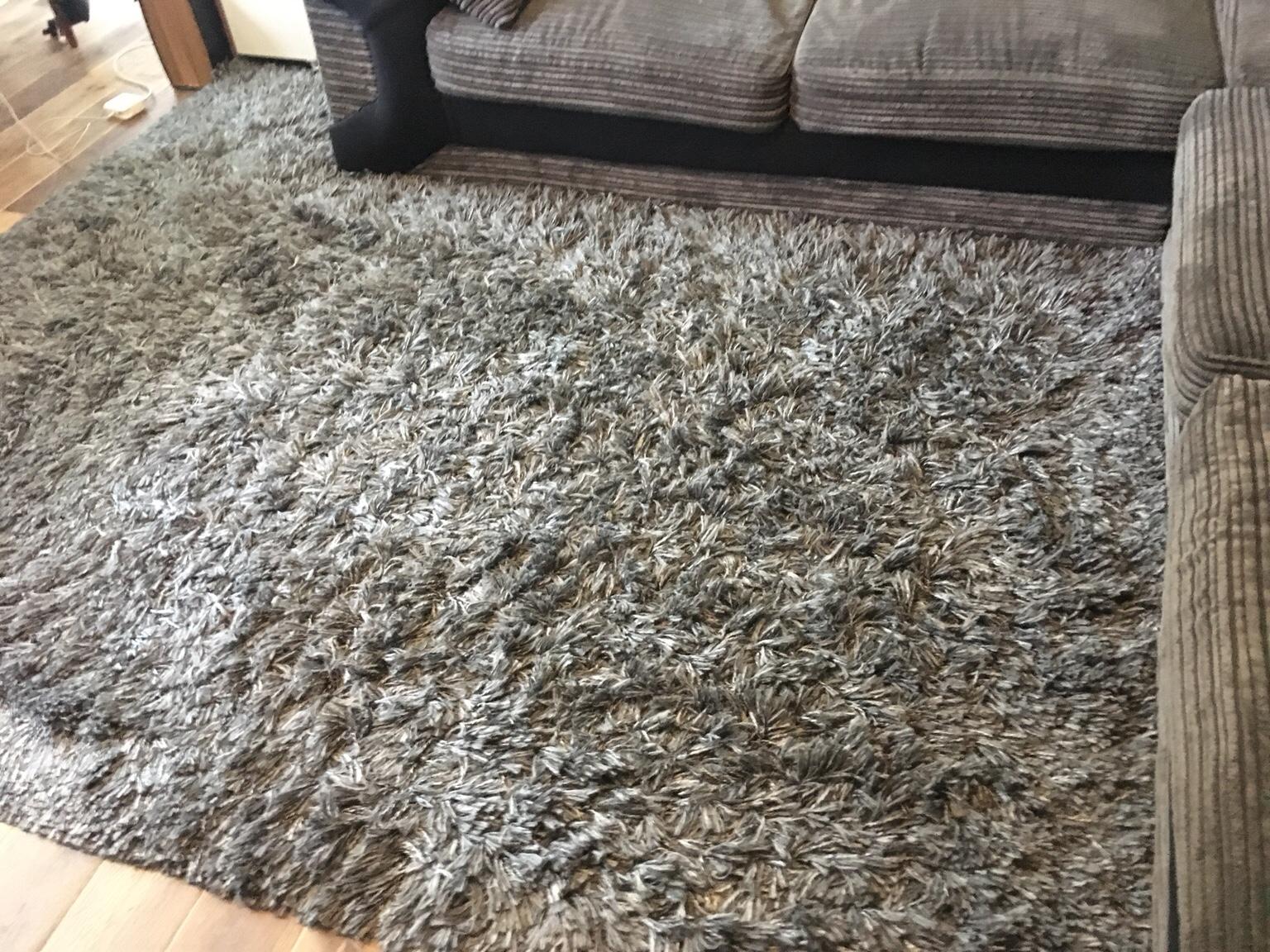 Ikea GASER grey high pile rug in SE12 London Borough of Lewisham for £