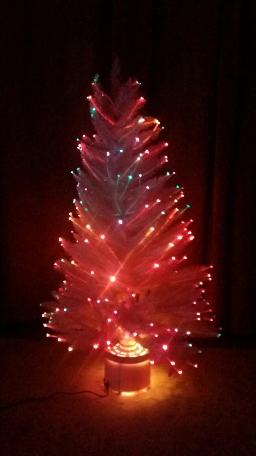 B&Q 4ft White Fibre Optic Christmas Tree in E3 Hamlets for £20.00 for