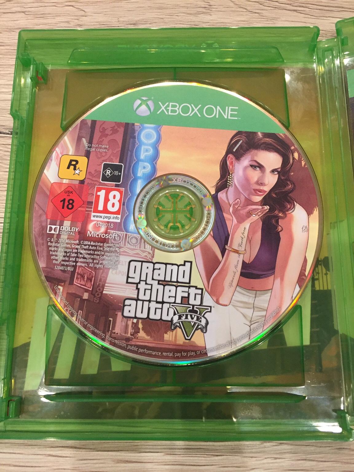 Grand theft Auto 5 (GTA 5) XBOX One in 71034 Böblingen for €18.00 for