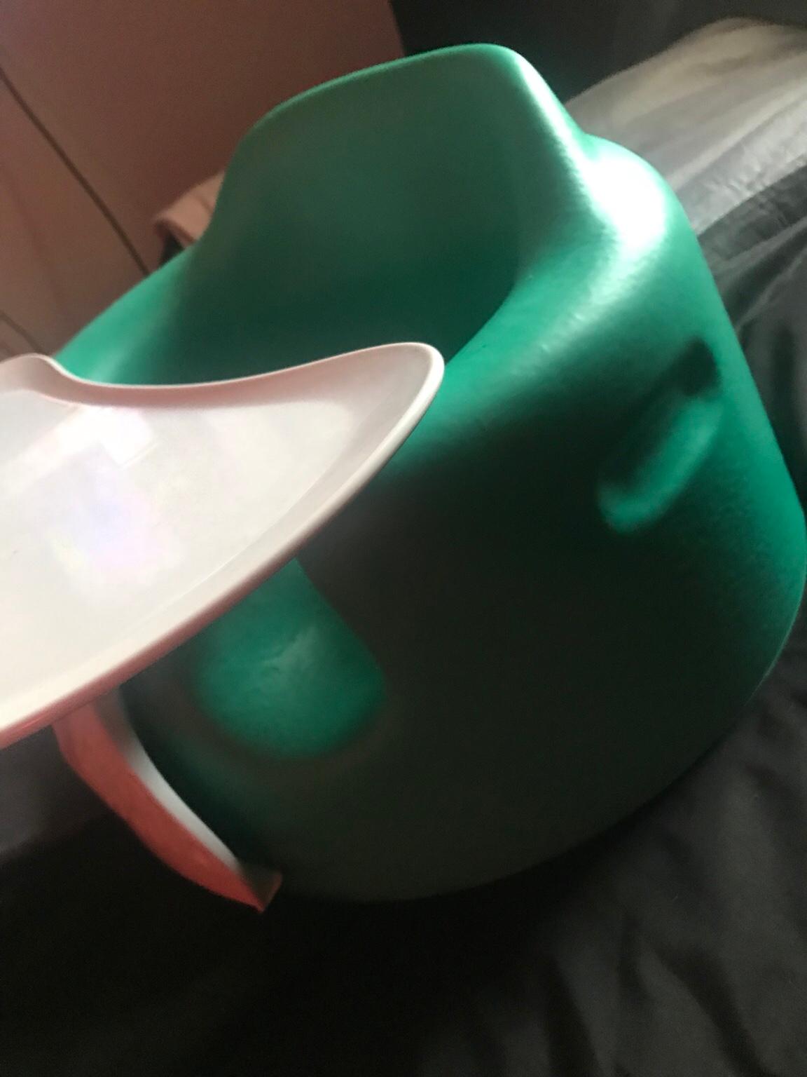 Aqua Bumbo Floor Seat with tray in SW2 Lambeth für £ 16,00 zum Verkauf