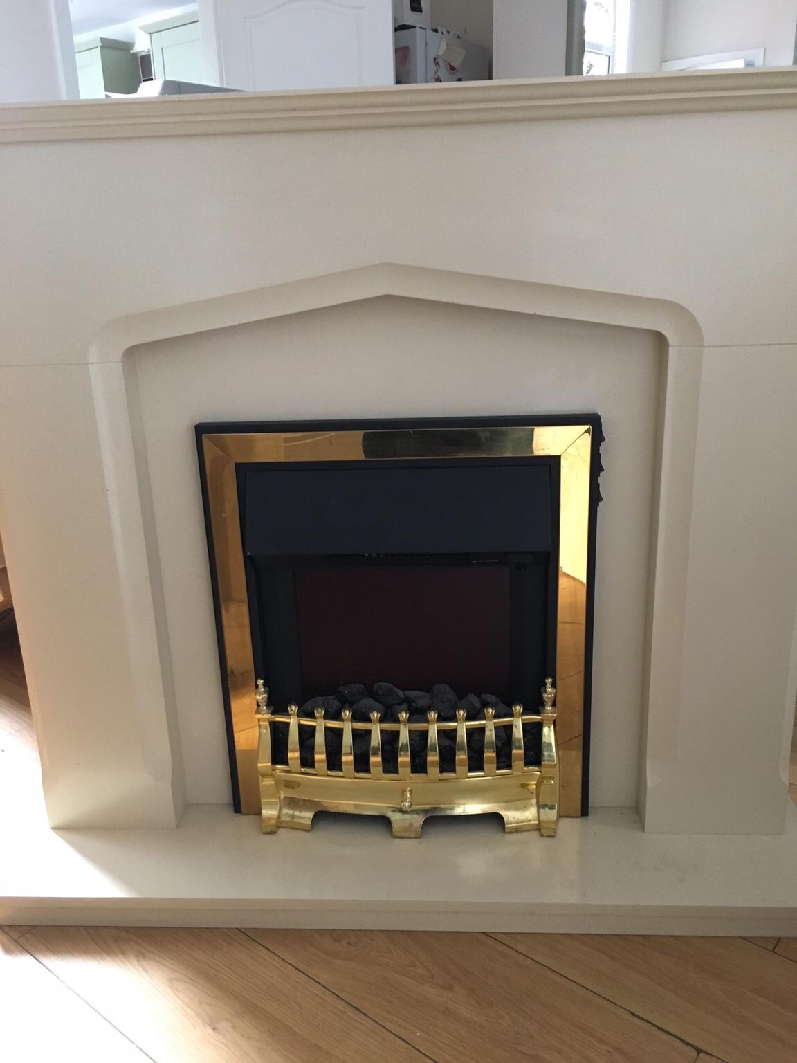Electric fire and surround in Sunderland for £150.00 for sale Shpock