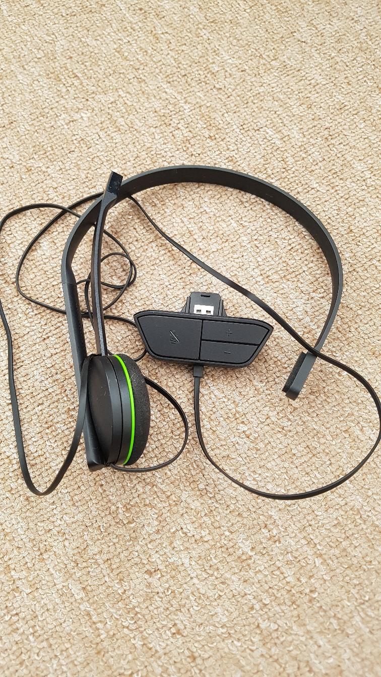 xbox one headset microphone in WD18 Rivers für 5,00 £ zum Verkauf
