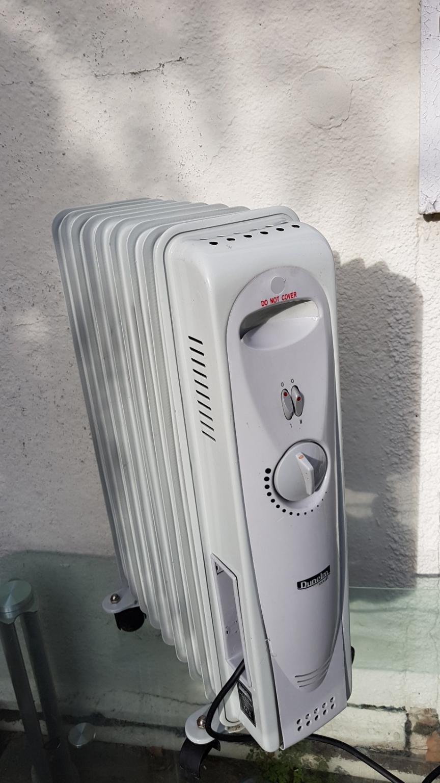 Dunelm 9 Fin Oil Filled Radiator heater in LE3 Leicester for £25.00 for