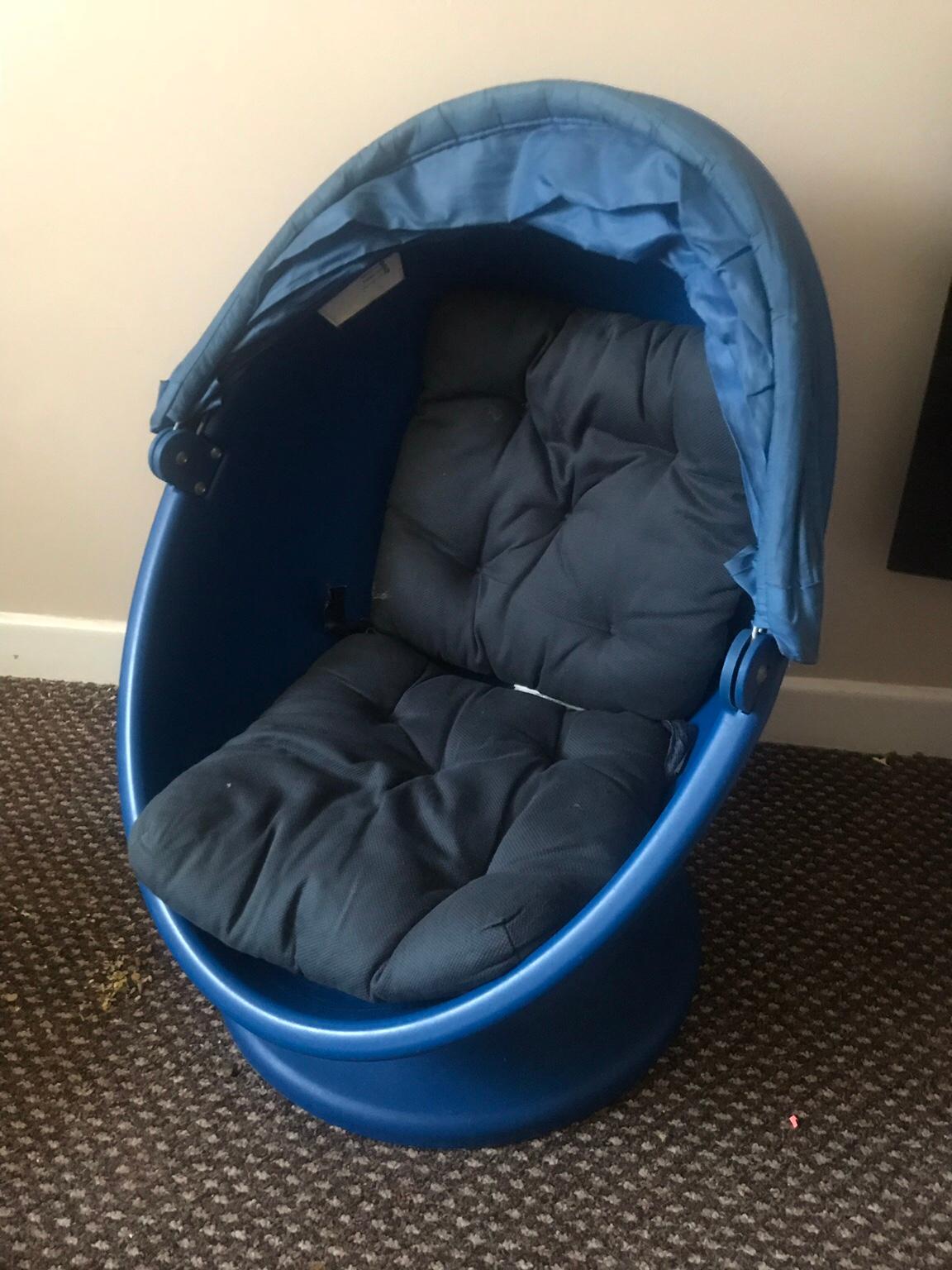 IKEA blue egg chair with cover and cushions in Havant for £12.00 for