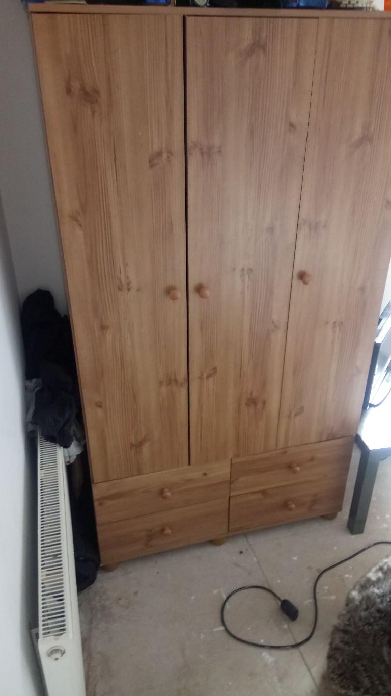 wardrobe in BL3 Bolton für £ 20,00 zum Verkauf Shpock AT