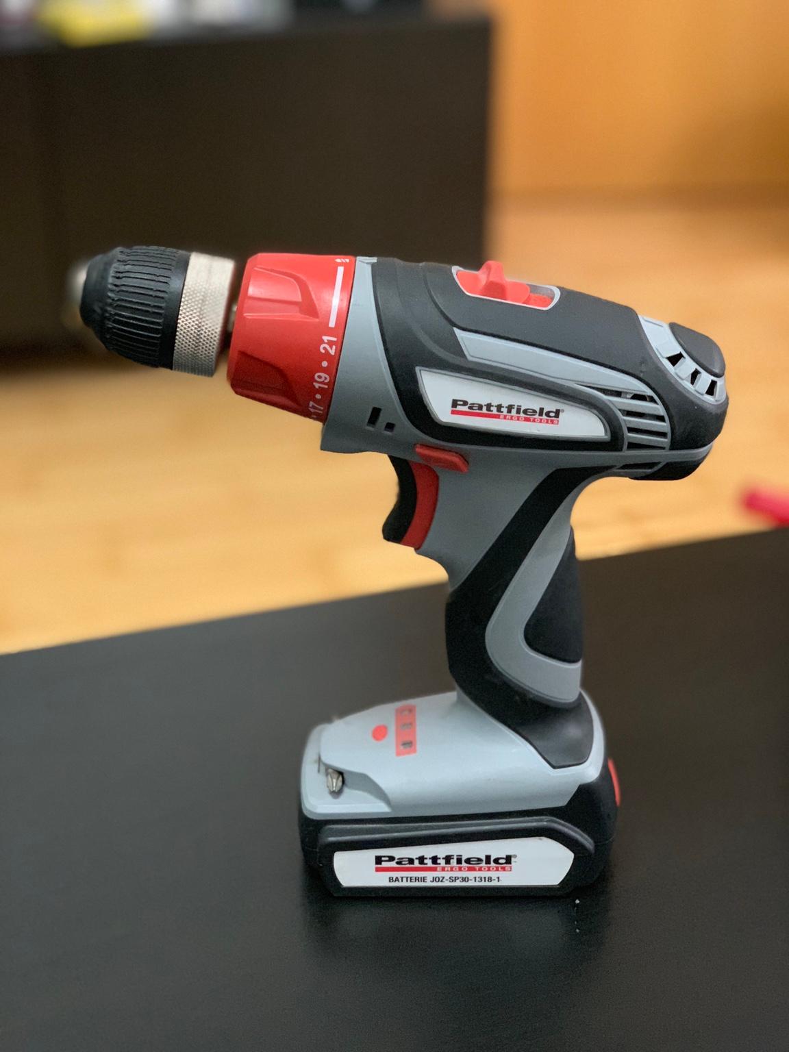 Pattfield Akkuschrauber in 6800 Feldkirch für gratis zum Verkauf