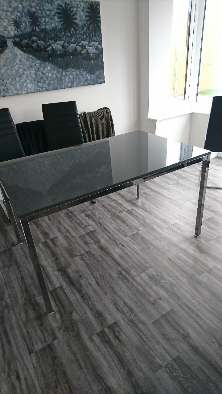 grey gloss dining table in Wigan für 75,00 £ zum Verkauf Shpock DE