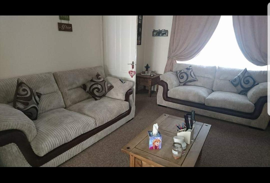 sofas in L22 Sefton für 300,00 £ zum Verkauf Shpock DE