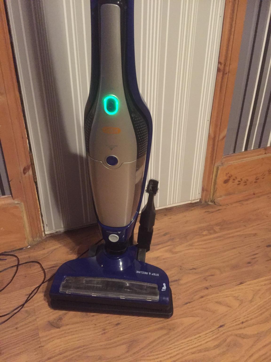 Vax Cordless vacuum (hoover) in E13 London Borough of Newham for £45.00