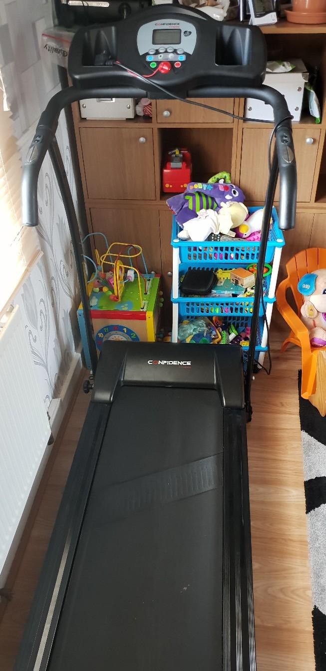 Confidence Fitness electric treadmill in WV14 Wolverhampton for £70.00