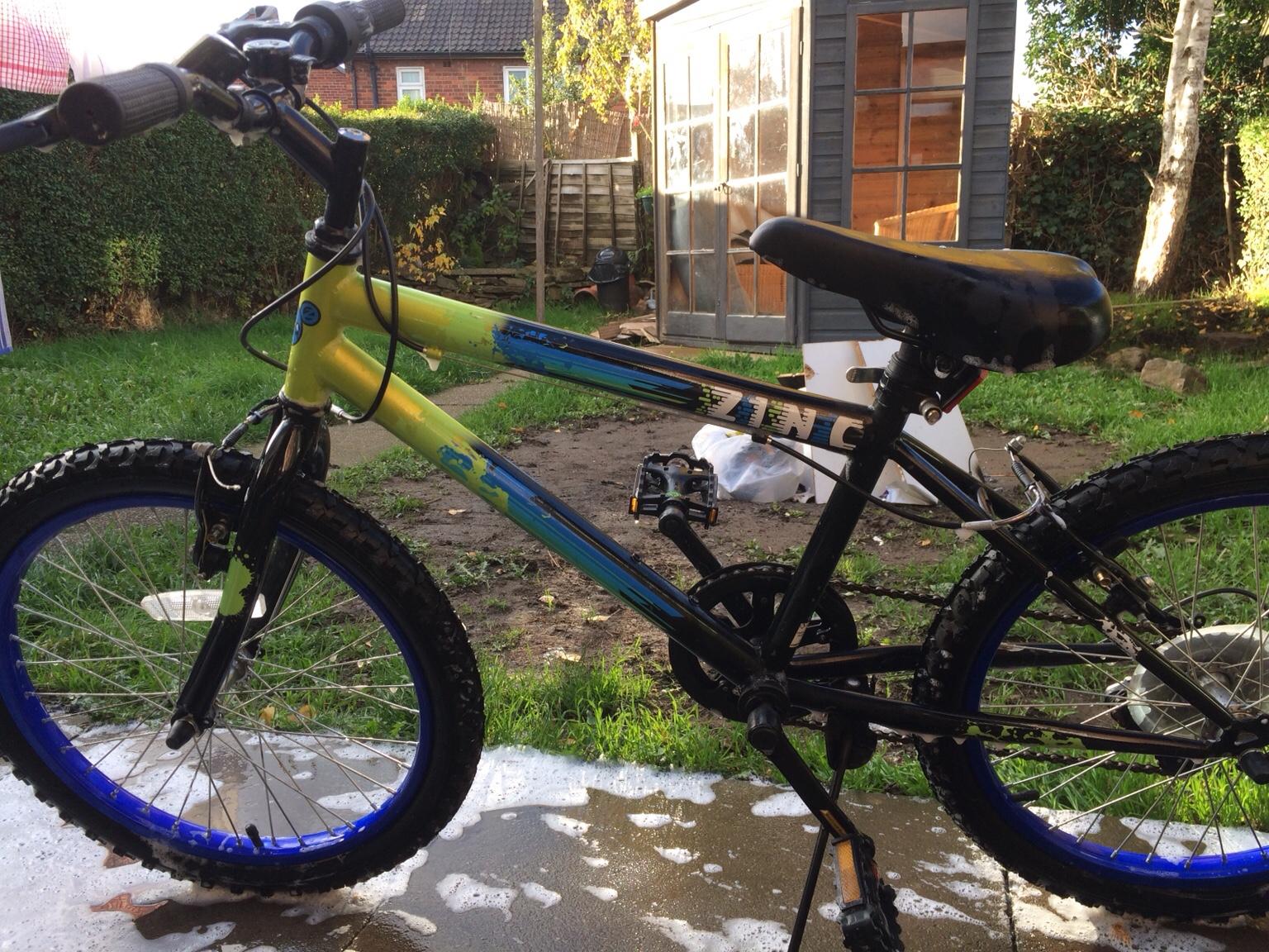 2 bikes in S60 Rotherham für 30,00 £ zum Verkauf Shpock DE