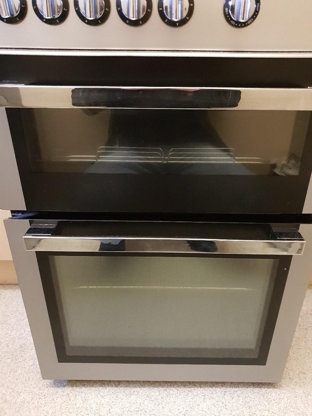 free standing cooker, halogen hob. in Haslington for £100.00 for sale