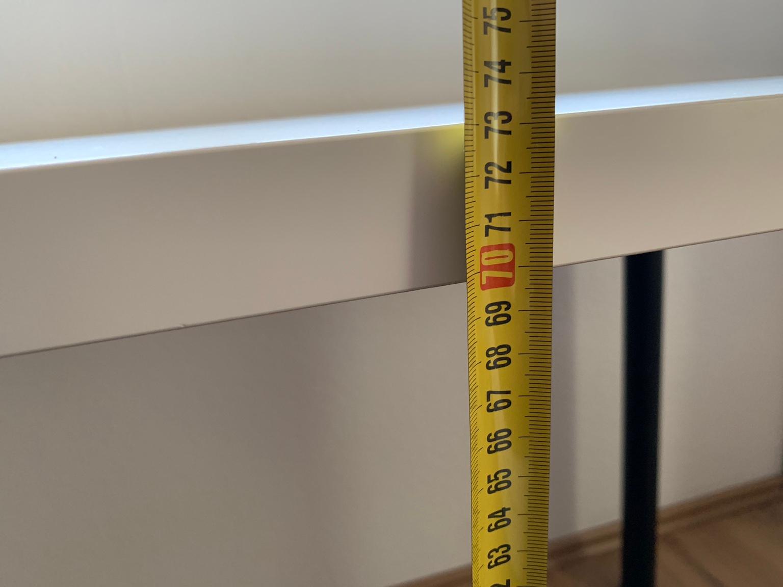 Ikea Linnmon Tisch Schreibtisch Füße Weiss in 63452 Hanau für 24,00