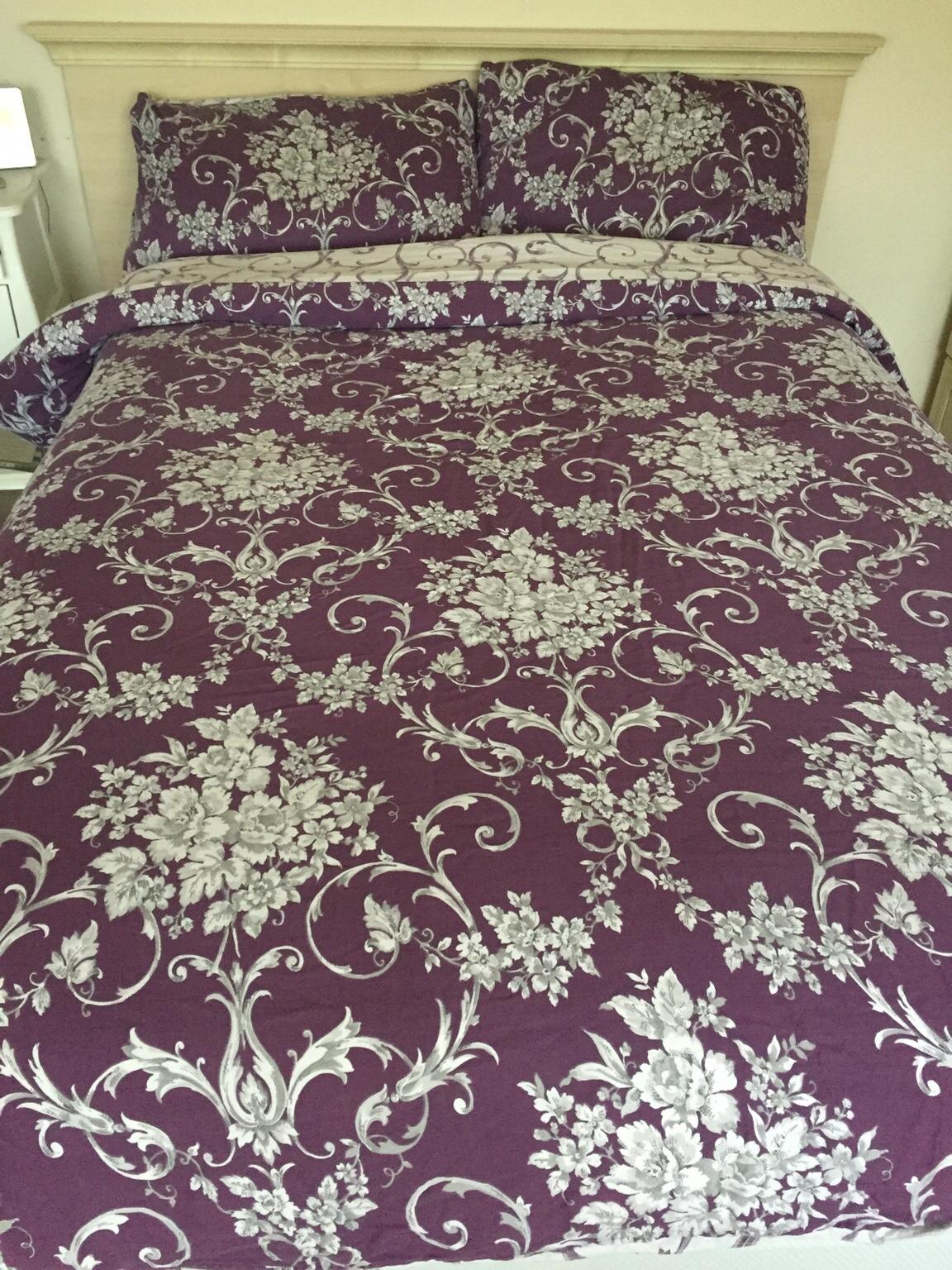 Dunelm bed set purple grey white in B14 Birmingham für 25,00 £ zum