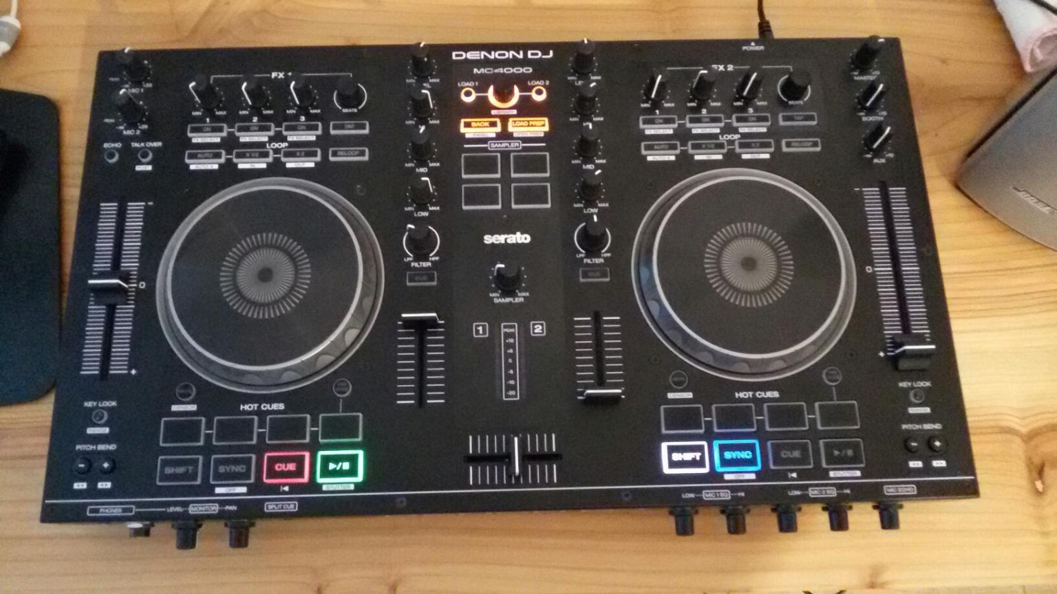 controller DJ DENON MC4000+Flight case+serato in 23879 Paderno d'Adda
