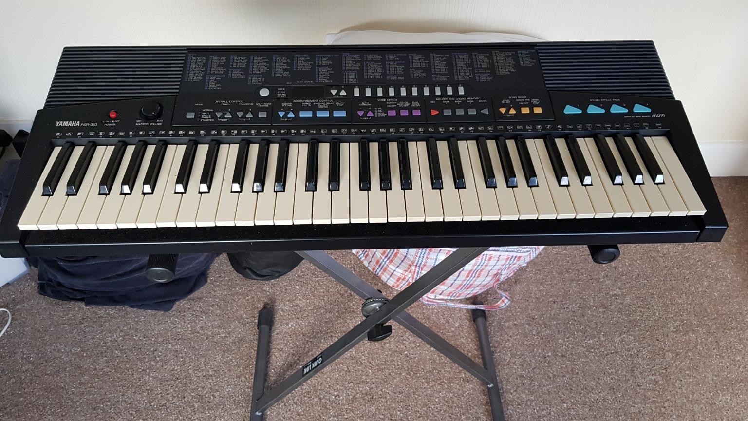 Yamaha psr-310 keyboard + stand in KT19 Ewell for £35.00 for sale | Shpock
