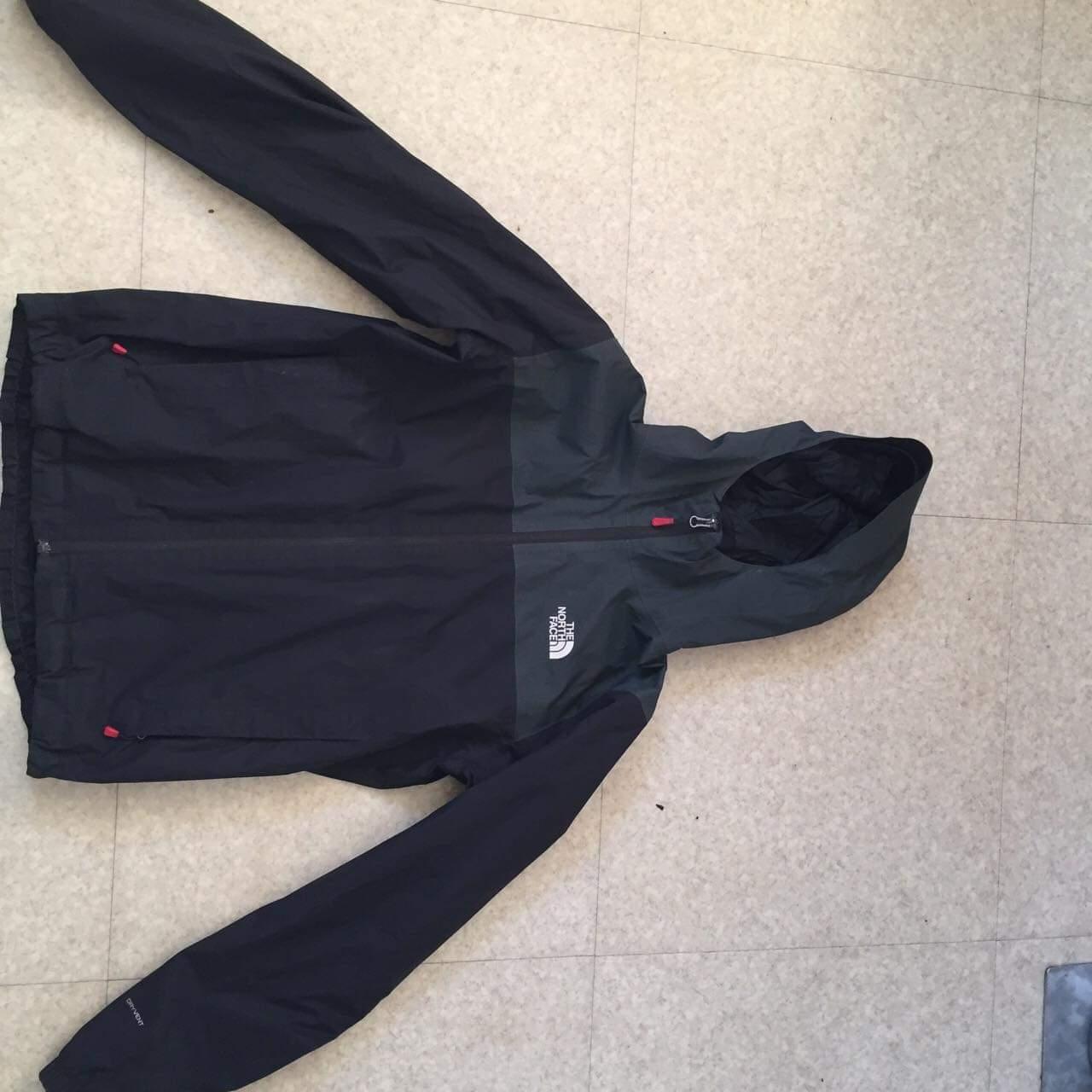 men's small north face dry vent wind breaker in NE34 Tyneside for £50.