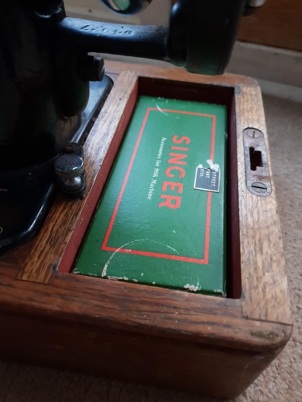 1923 Singer Sewing Machine in Fareham for £50.00 for sale Shpock